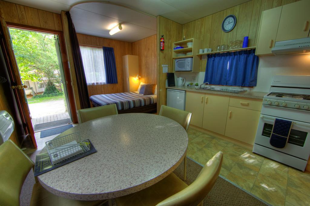 פורפנקה Riverview Caravan Park מראה חיצוני תמונה